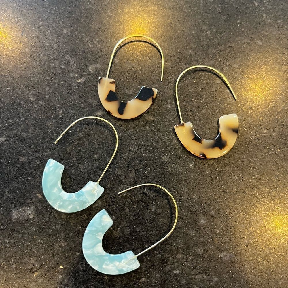 Set of Earrings 2 Pair Blue & Tan Open Hoop Bohemia Tortoise Shell